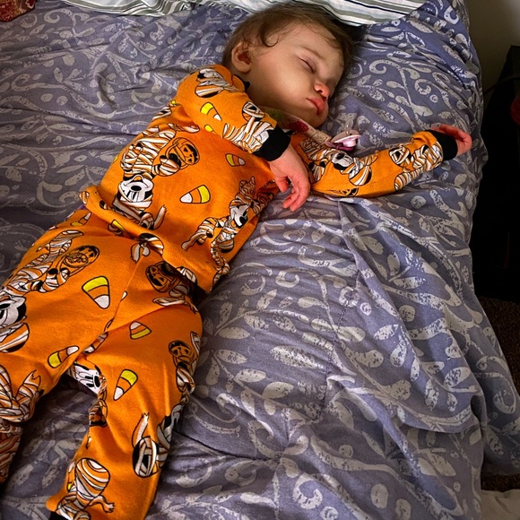 Set - Picture 3 of 3